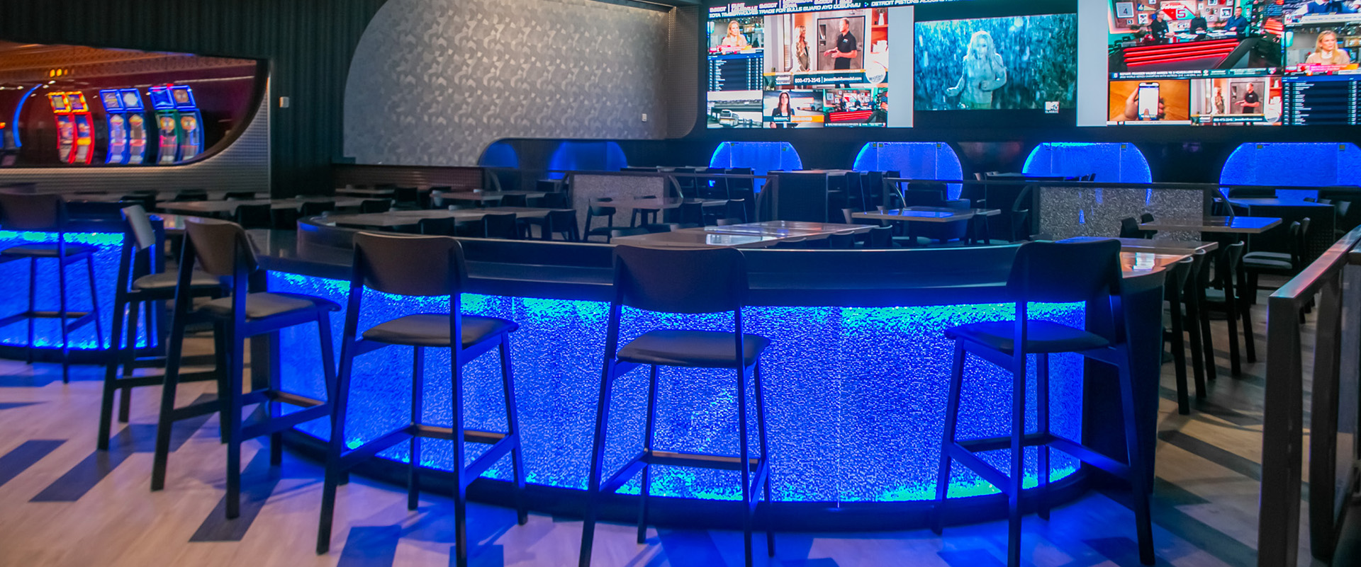 Sportsbook Lounge room